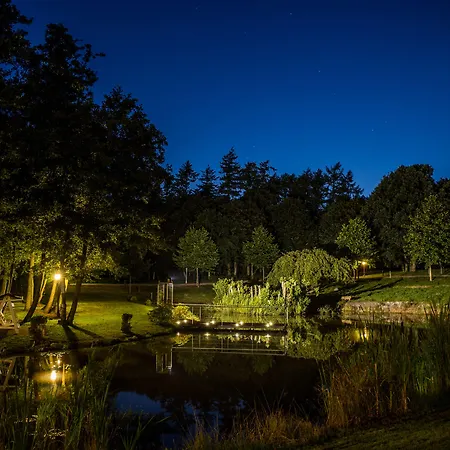 فندق Fjelsted Skov & Konference 3*